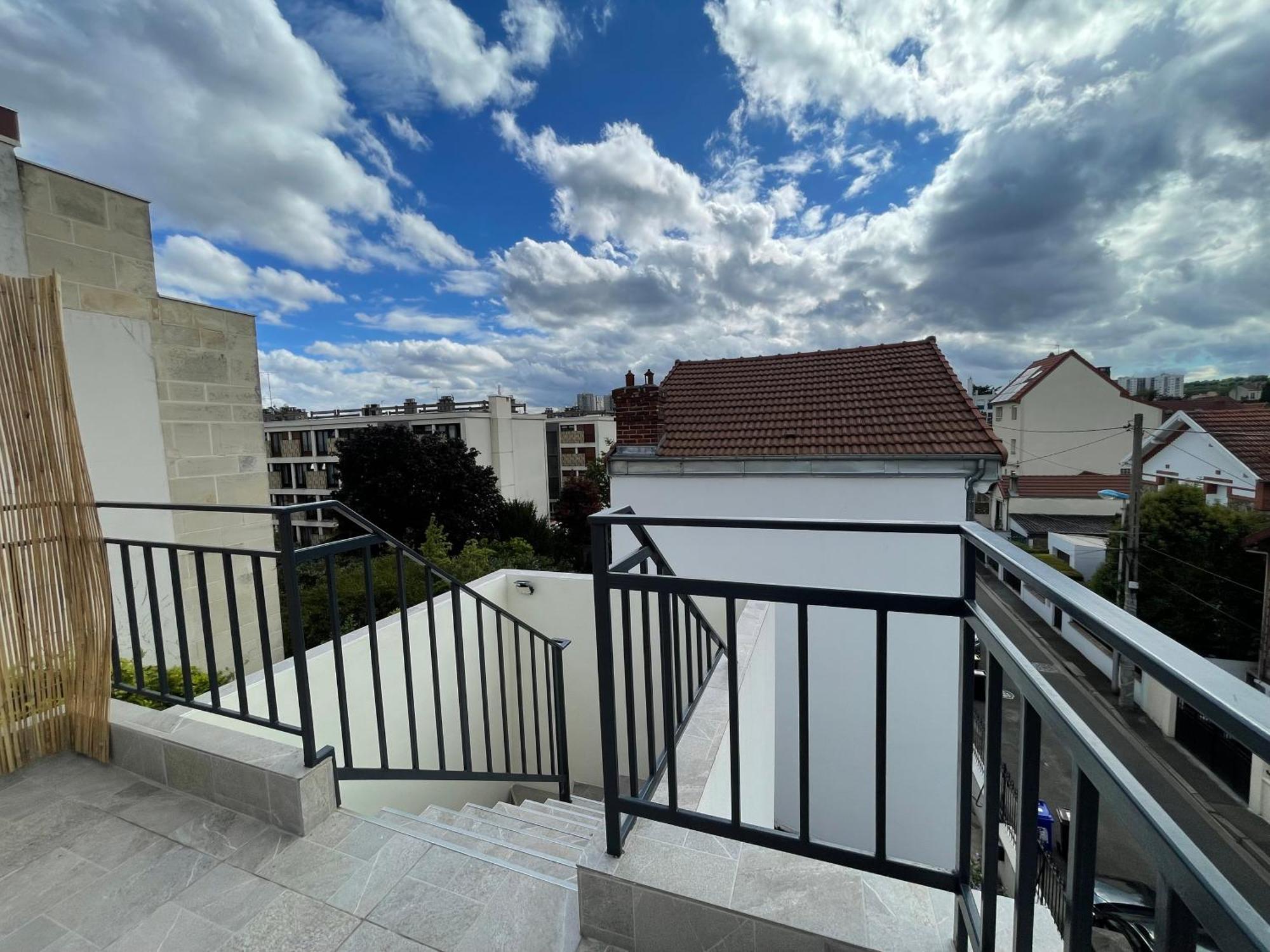 Appartement Avec Terrasse Et Ciel Etoile ! Нуазі-ле-Сек Екстер'єр фото